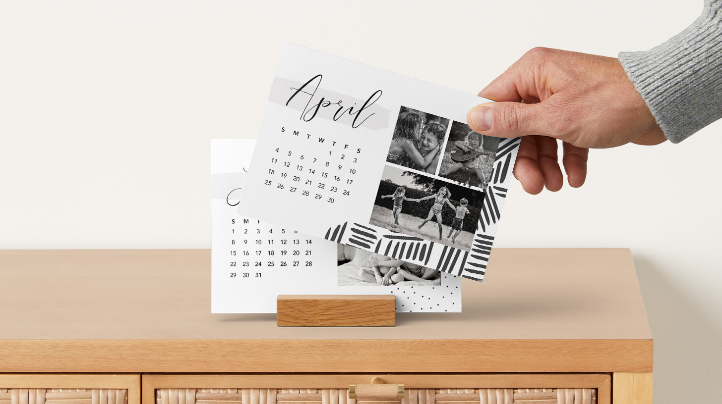 design your own desk calendar