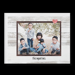 Everyday Rustic custom photo book style with a picture of a mom and four kids on the cover