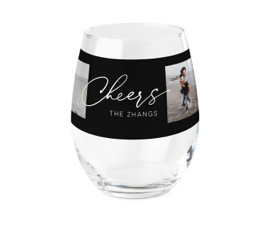 custom wine glasses for wedding or elopement gift ideas