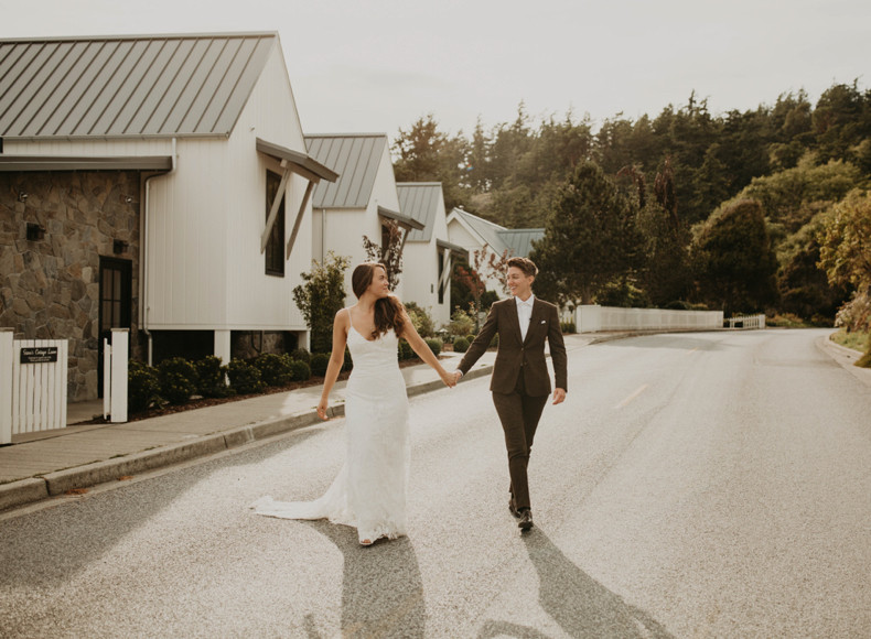 personalized and custom wedding photos and wedding prints