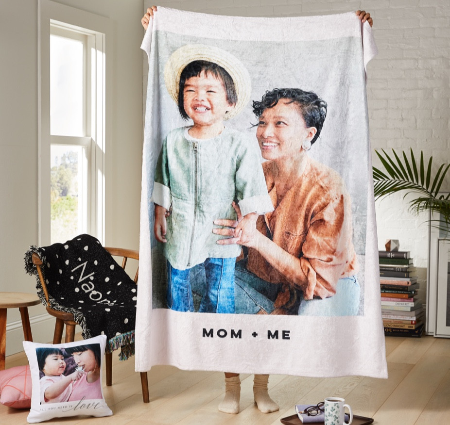 Most Amazing Mom Fleece Photo Blanket by Shutterfly